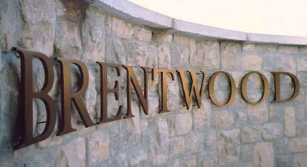 bronze letters for exterior signs